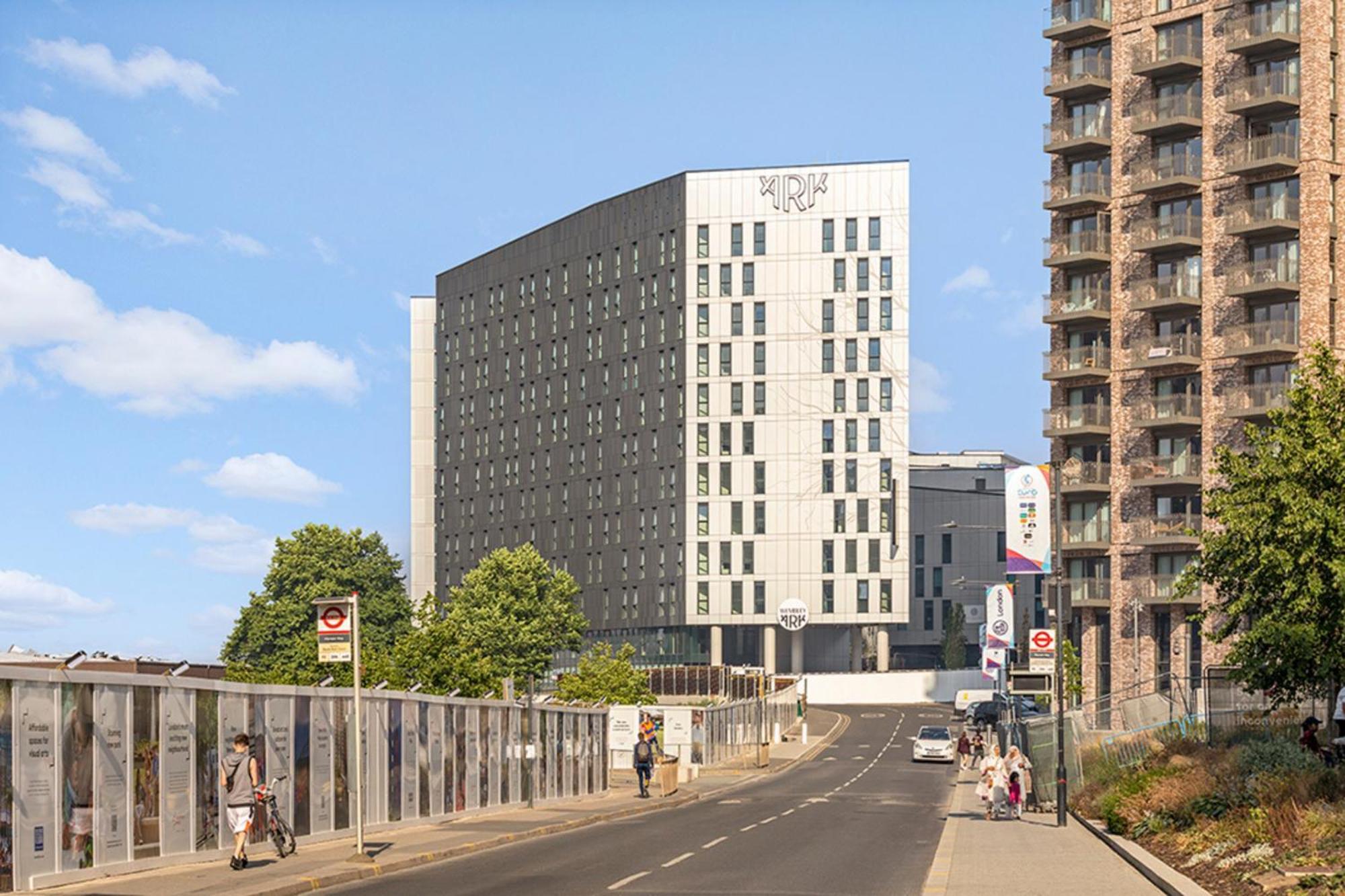 Ark Wembley Lejlighedshotel London Eksteriør billede